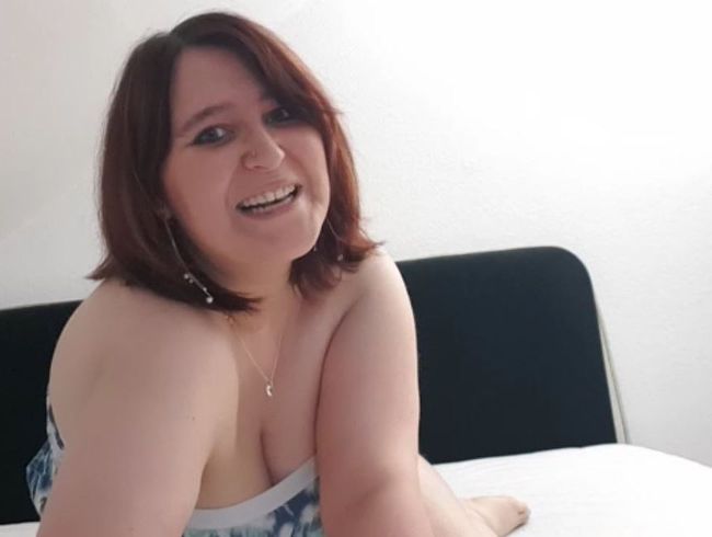 Lea Love 86 Porno Video: Nimmst Du mich von allen Seiten?